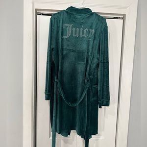 Juicy Couture shawl collar plush robe